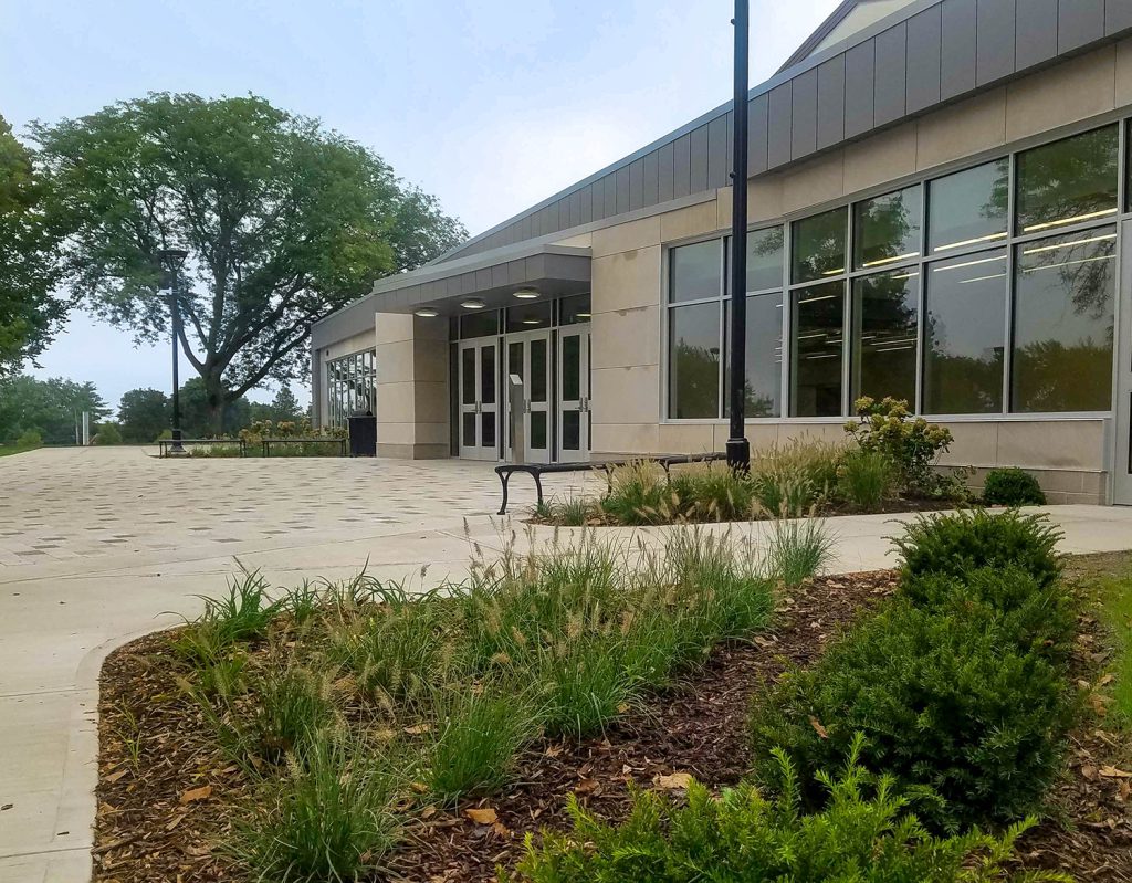 Le Moyne College
