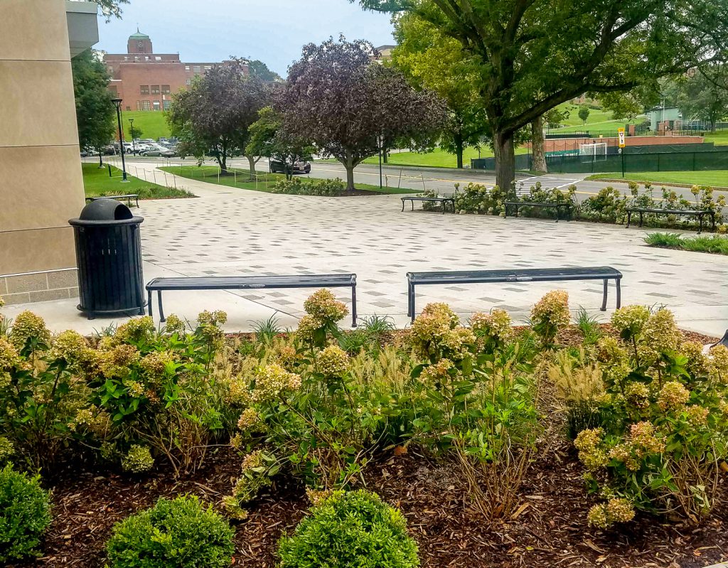 Le Moyne College