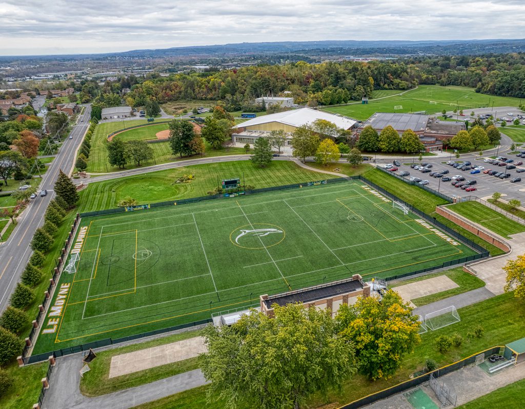 Le Moyne College