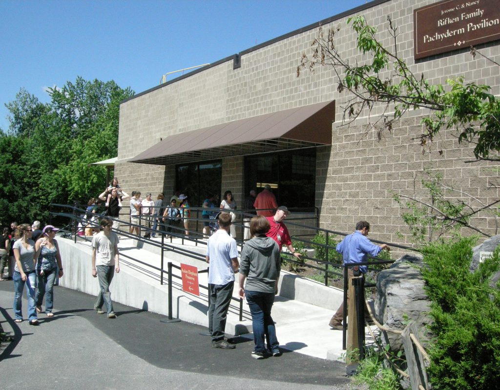 Rosamond Gifford Zoo