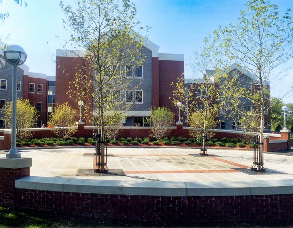 Utica University
